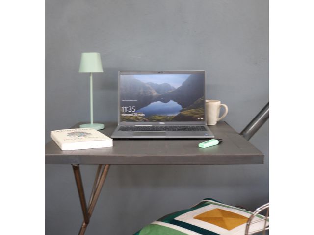 csv_image script asset.11115900.jpg