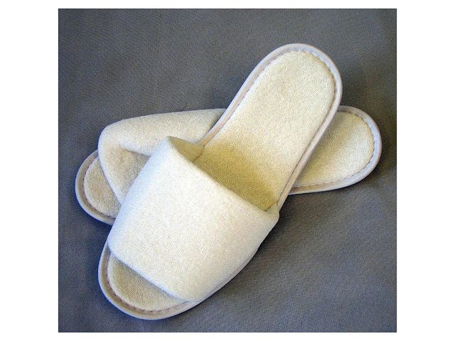 Slippers terry white neutrals